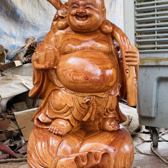 Tượng gỗ Phật Di Lạc