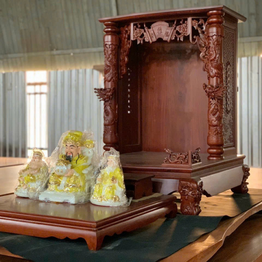 Bộ bàn thờ ông Địa đẹp