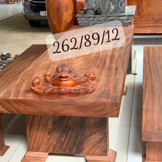 Bộ bàn ghế ghế gỗ nguyên khối