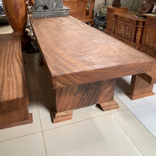 Bộ bàn ghế ghế gỗ nguyên khối