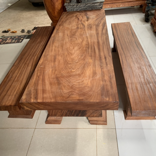 Bộ bàn ghế ghế gỗ nguyên khối