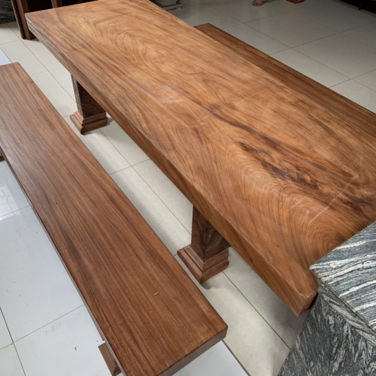 Bộ bàn ghế ghế gỗ nguyên khối