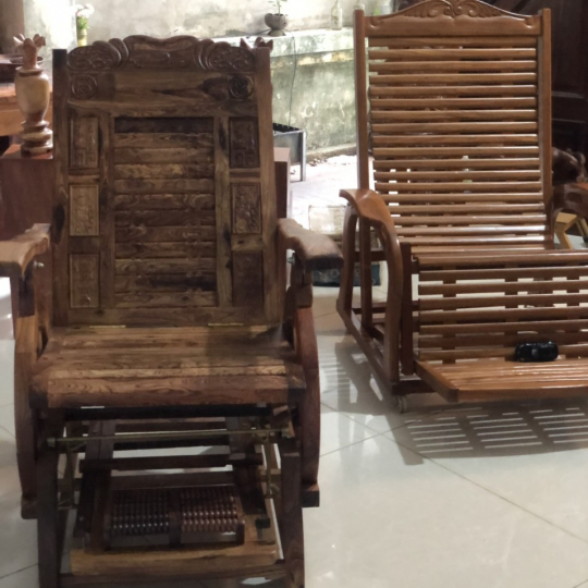 Ghế dựa mát xa bằng gỗ