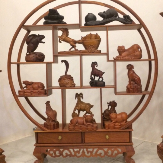 Kệ trung bày phòng khách