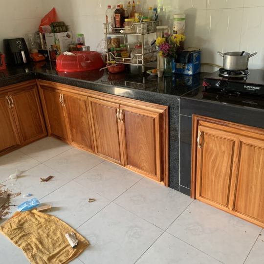 Thi công tủ bếp