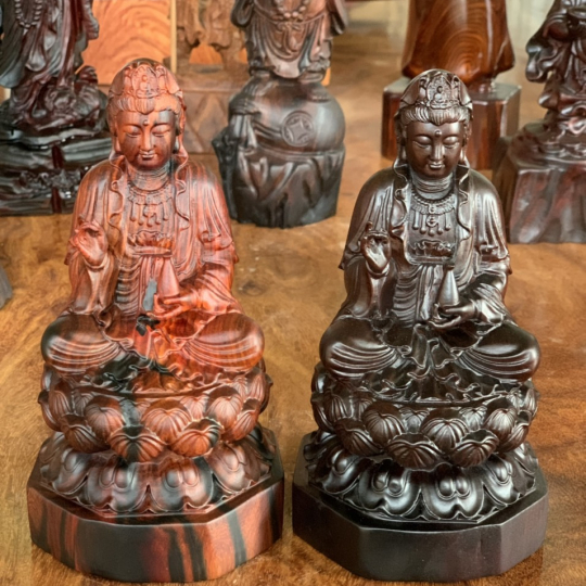 Tượng Phật Bồ Tát gỗ