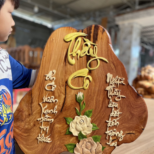 Chạm khắc tri ân-kính tặng - mẫu 6