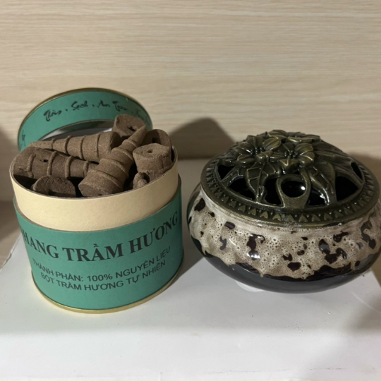 Xông Trầm - dạng Lư tròn