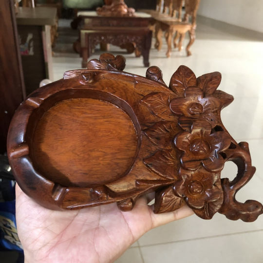 GẠT TÀN THUỐC LÁ