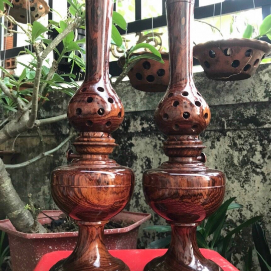 ĐÈN THỜ CÚNG
