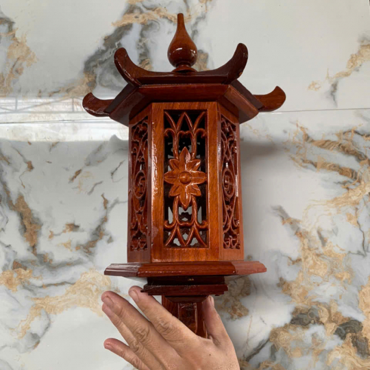 ĐÈN TREO TƯỜNG - gỗ hương